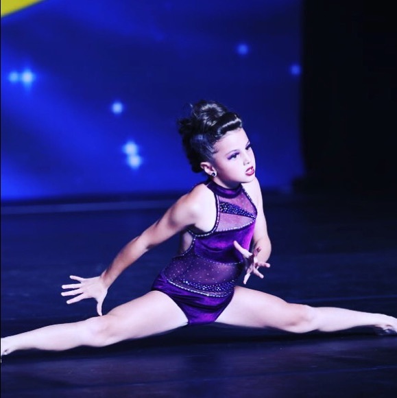 Youth medium la dance designs Leo - Picture 6 of 6